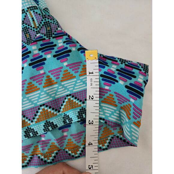 BeBop small juiniors multi colored aztec shorts with front pockets - Picture 10 of 10